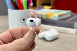 AirPods Pro 2 have dropped to their 2025 low just in time for Valentine's Day