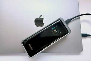Anker Prime 26K Power Bank (300W) review: Slim MacBook power bank