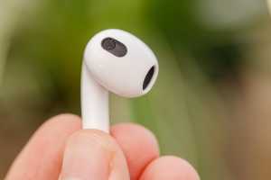 5 features you didn't know your AirPods could do