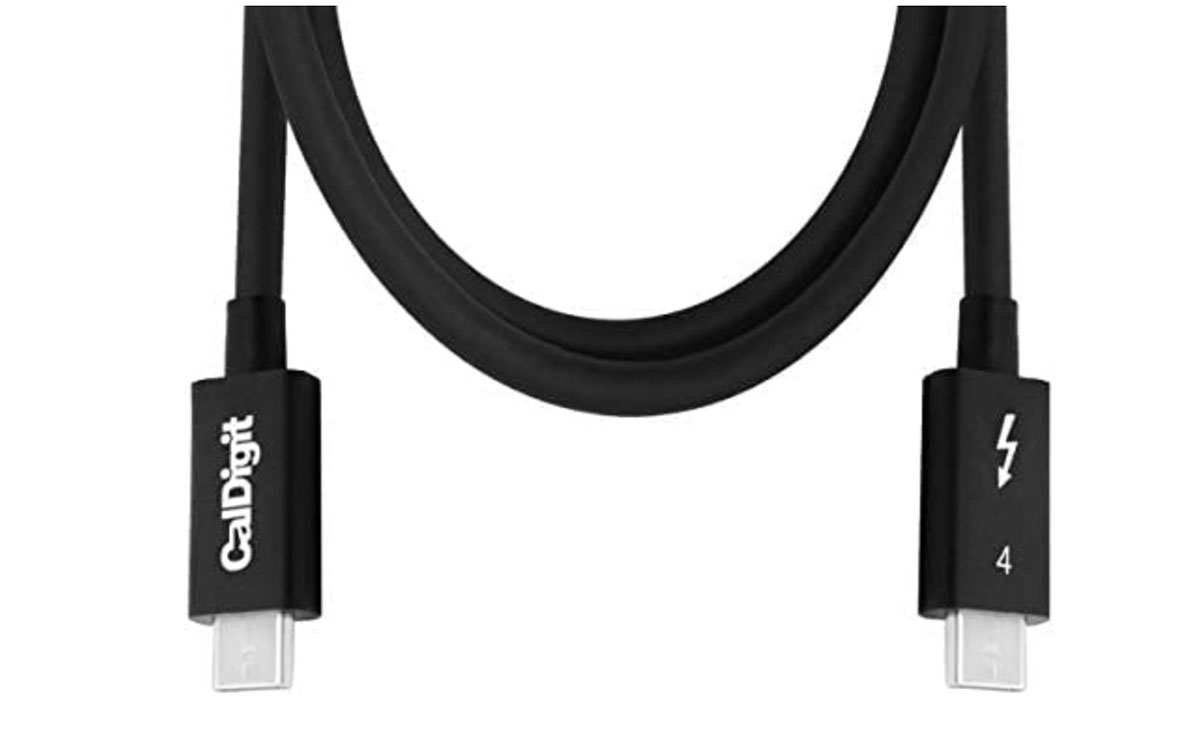 CalDigit Thunderbolt 4 / USB4 Cable (0.8m) &ndash; Best short 100W PD Thunderbolt 4 cable