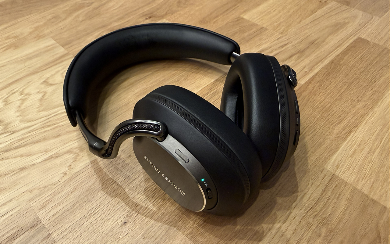 Best Headphones: Bowers & Wilkins Px8 S2